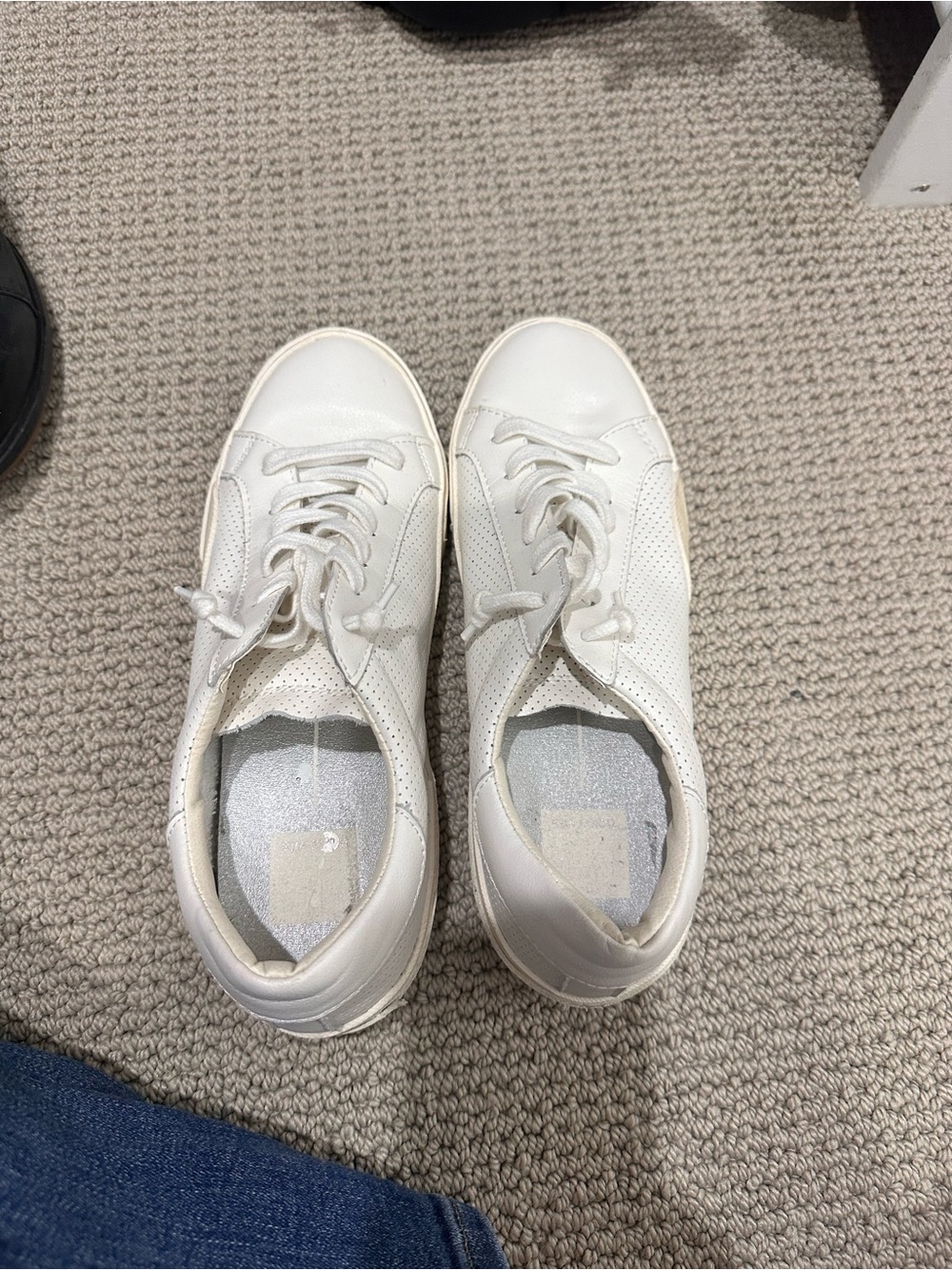 White Women's Casual Lace-Up Sneakers